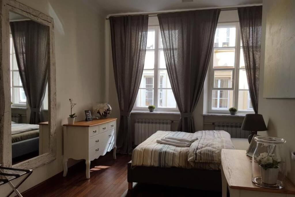ורשה Apartamenty-Mi Happy מראה חיצוני תמונה